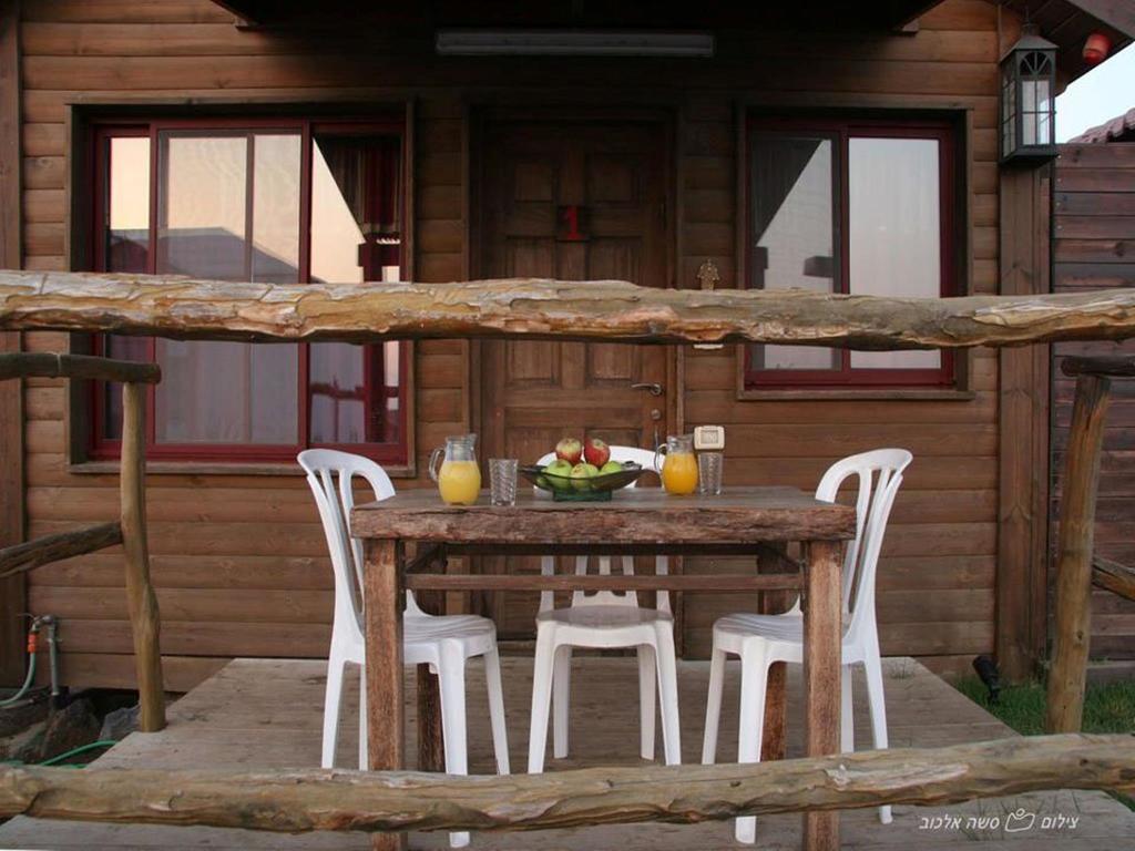 Ha'Bait Ba'Kfar Guesthouse Bruchim Qela' Alon Oda fotoğraf