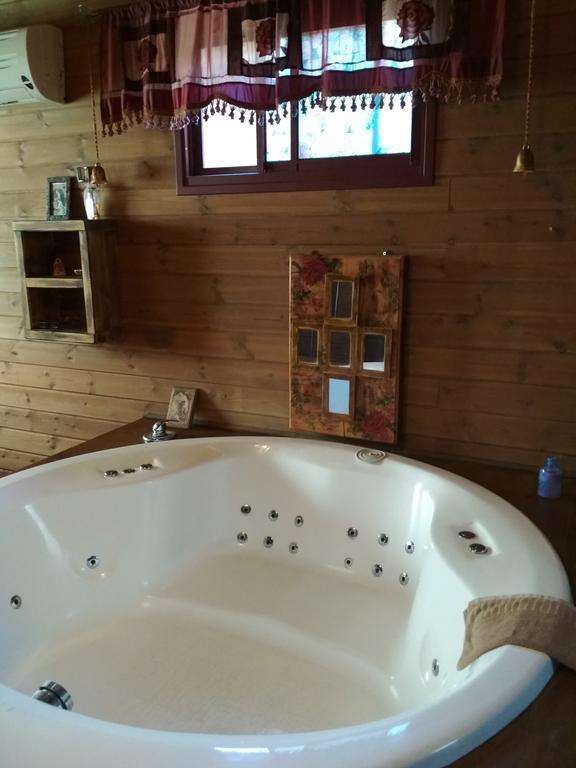 Ha'Bait Ba'Kfar Guesthouse Bruchim Qela' Alon Dış mekan fotoğraf